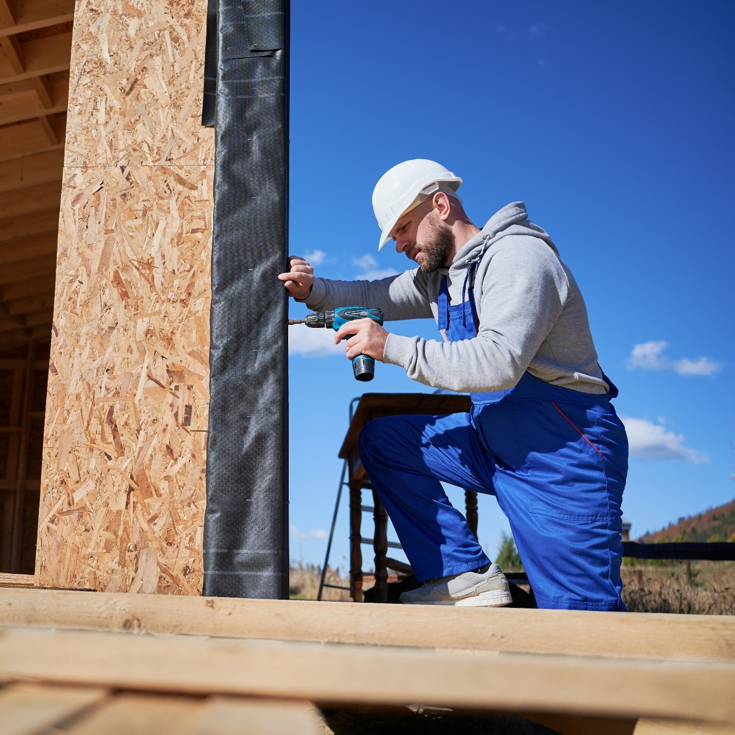Eight Red Flags to Consider When Selecting Service Providers for Your HOA
